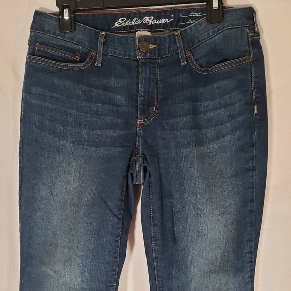 Eddie Bauer Curvy Boot Cut  Medium Washed Jeans Sz 8P - Picture 2 of 12